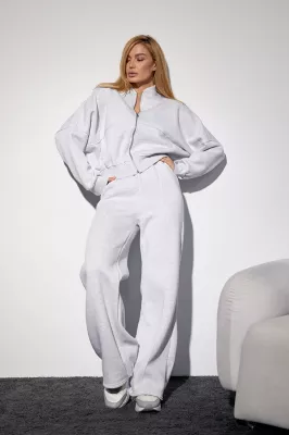 Утеплений жіночий спортивний костюм 12123 світло сірий