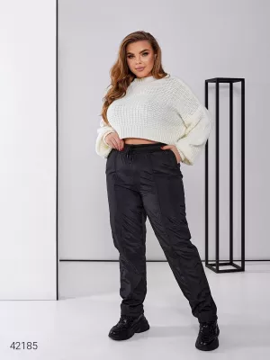 Жіночі штани батал на флісі 42185 чорний